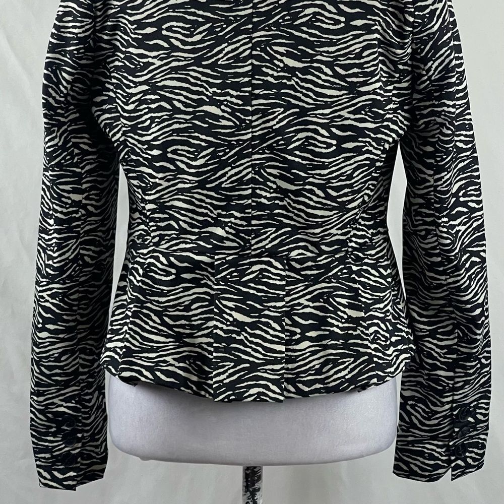 Sandro Black Cream Zebra Print Peplum Raincoat Jacket NWOT Size S EuroGirl - Picture 7 of 13